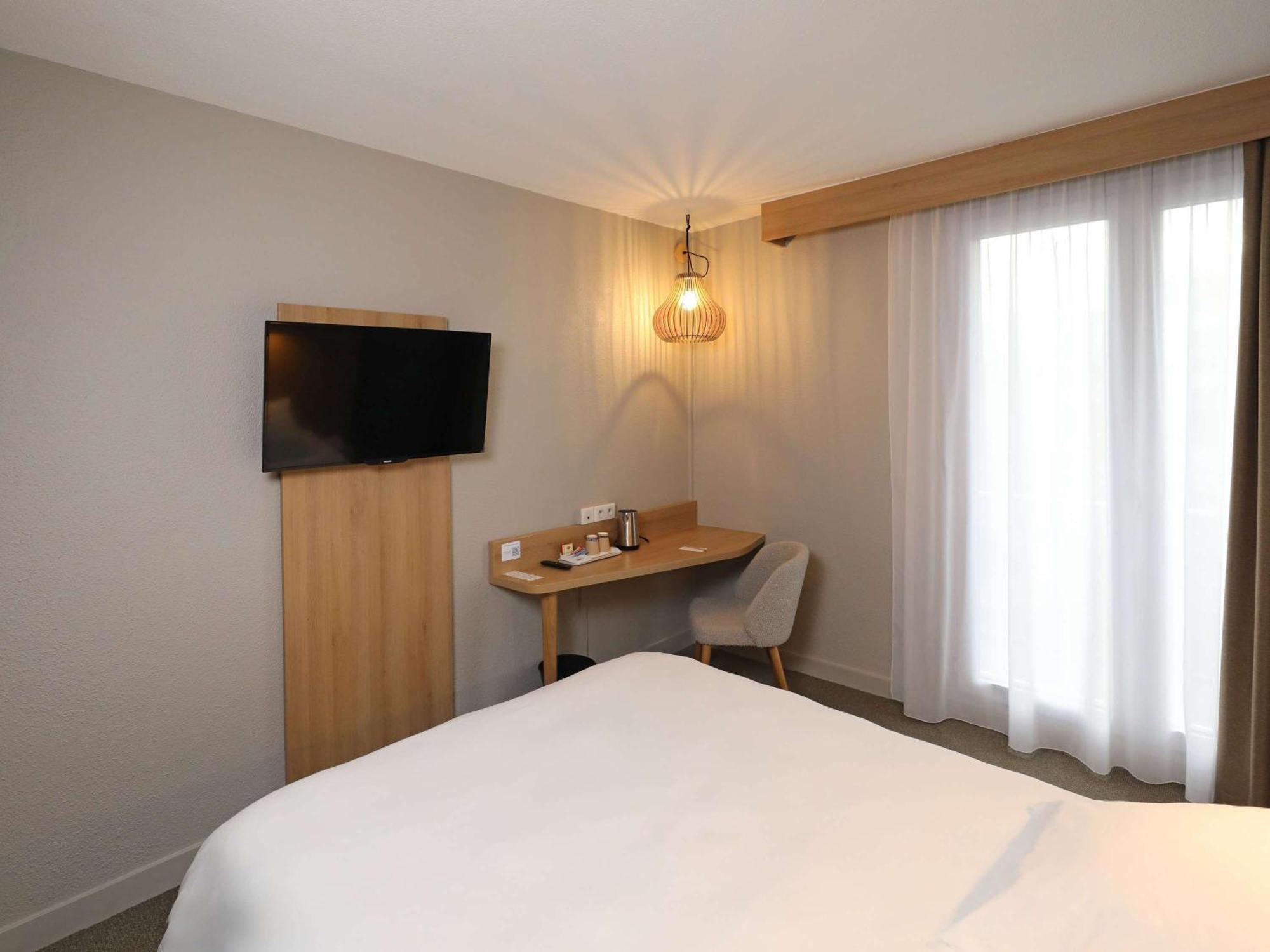 Mercure Abbeville Centre - Porte De La Baie De Somme Exterior photo