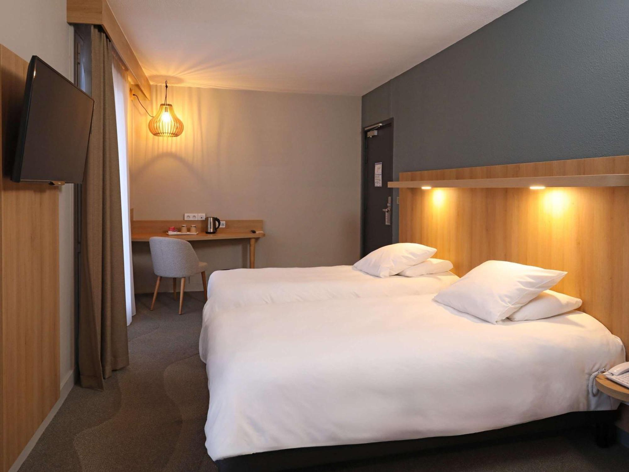Mercure Abbeville Centre - Porte De La Baie De Somme Exterior photo