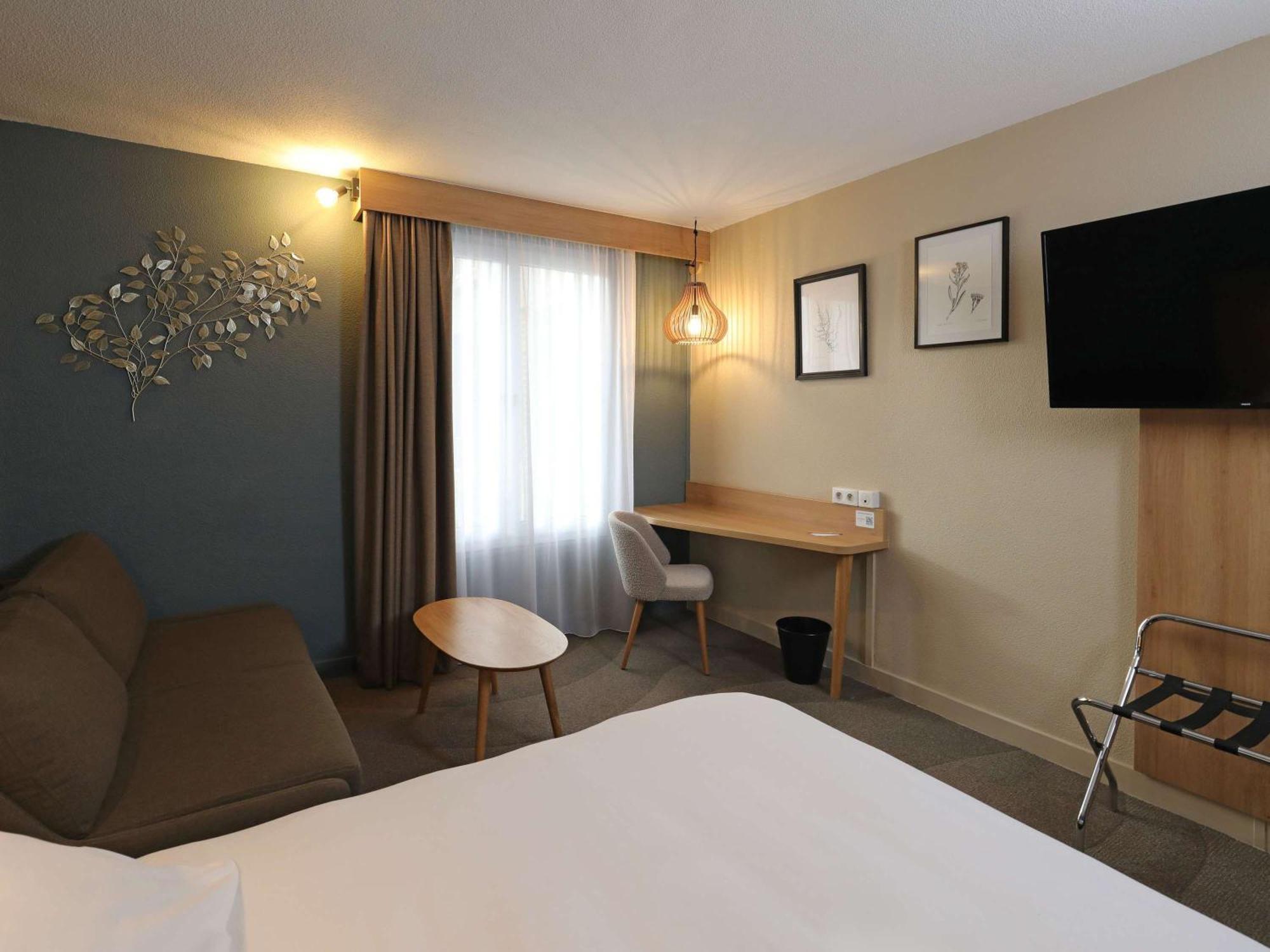 Mercure Abbeville Centre - Porte De La Baie De Somme Exterior photo
